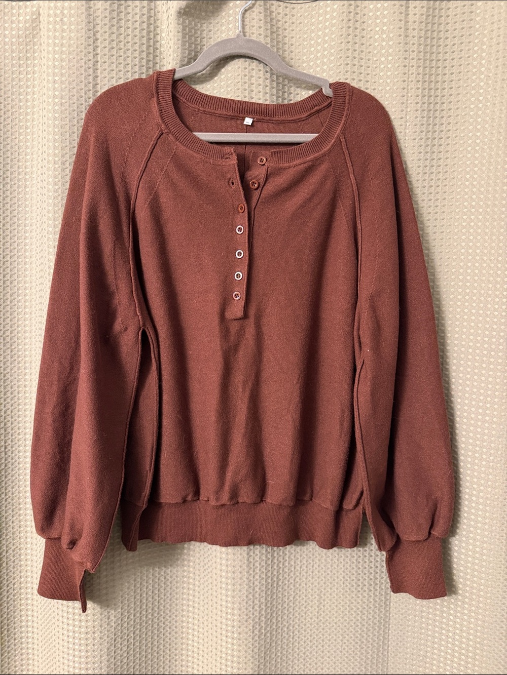 Relaxed Henley Sweatshirt in Rust